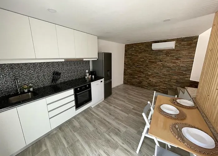 Casinha Da Fonte Сasa de vacaciones